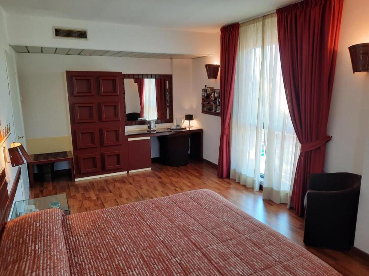 Chocohotel Perugia Esterno foto